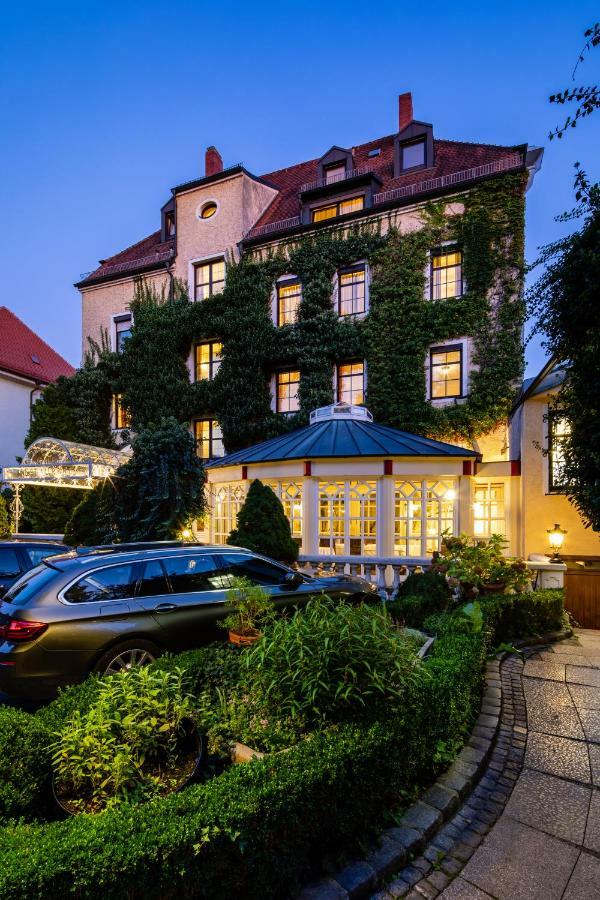 Simones Hotel Fuerstenhof Landshut Exterior photo
