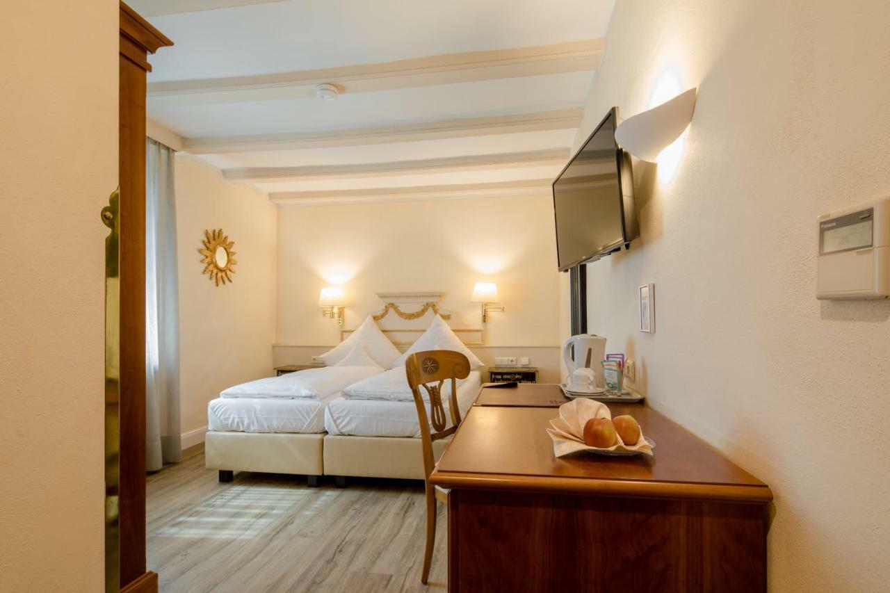 Simones Hotel Fuerstenhof Landshut Exterior photo